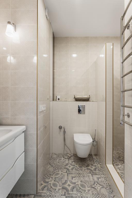 Modern Double Bedroom Apartment In Arkadia オデッサ エクステリア 写真